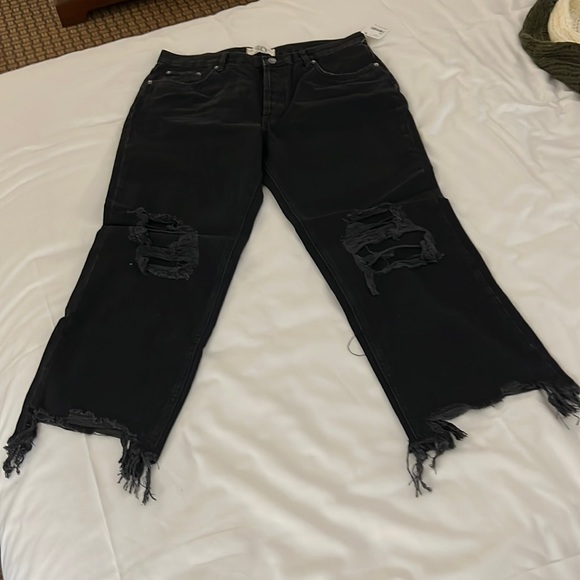 Maggie mid rise straight leg - Picture 2 of 3